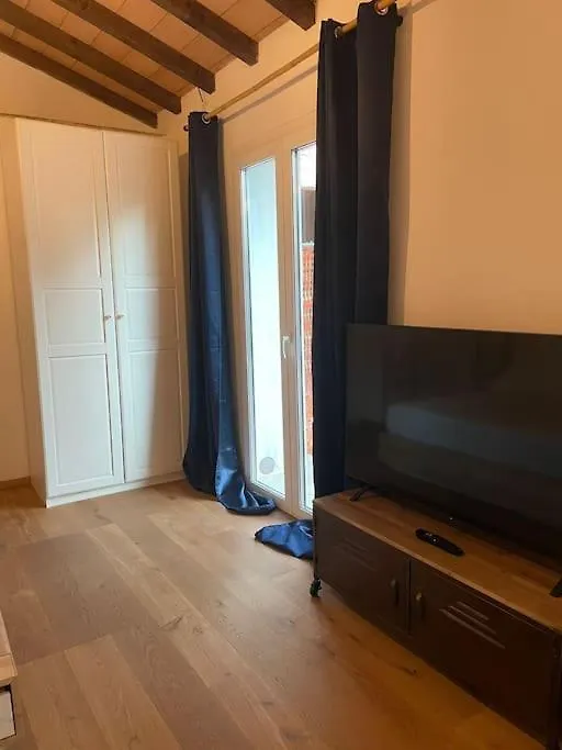 Lc Country Apartment Pisa Italy